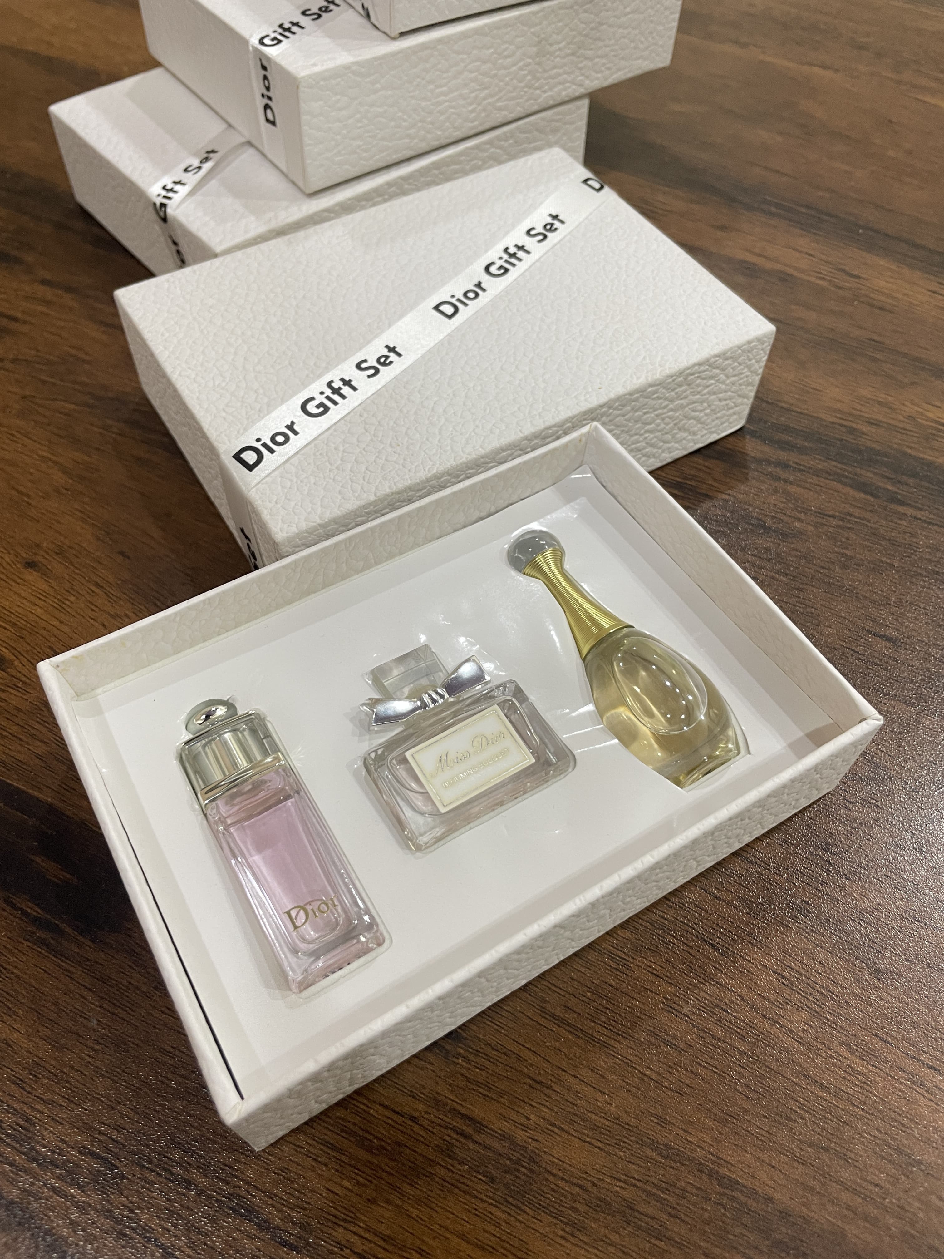 3-in-1 Luxury  Dior Perfume Gift Set – 25ml×3  (Imported from Dubai) ✨